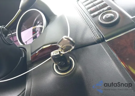 2011 Mercedes-Benz Gl 450 4Matic z USA, uszkodzony, nr VIN 4JGBF7BE6BA749970